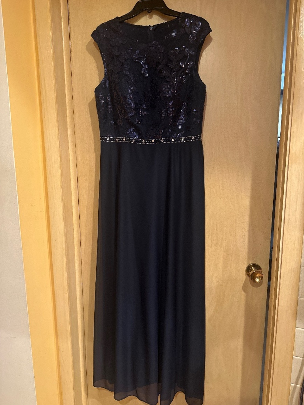 Alex evenings dress